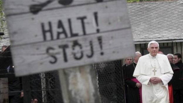 El Papa, en Auschwitz: "¿Dónde estaba Dios en aquellos días?"