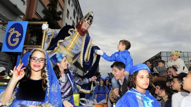 El Consistorio impone música y temas infantiles en la cabalgata de Reyes