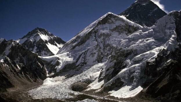 Seis muertos y una superviviente en accidente de helicóptero en el Himalaya