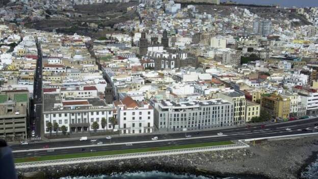 MetroGuagua gana 49.235 metros cuadrados al mar en Vegueta