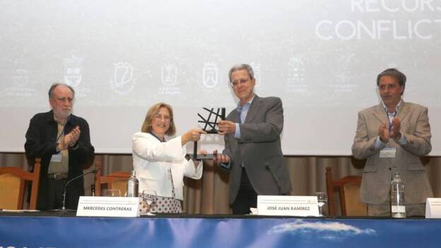 Premio para César Manrique de la Asociación Canaria de Derecho Urbanístico