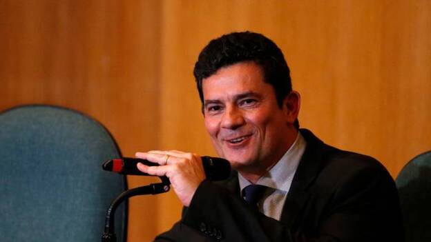 Bolsonaro respalda a Moro ante sospechas que ponen en duda el juicio a Lula