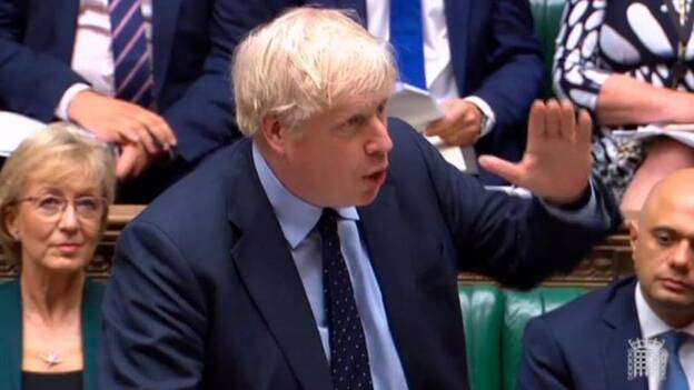 Johnson pierde la mayoría en el Parlamento británico
