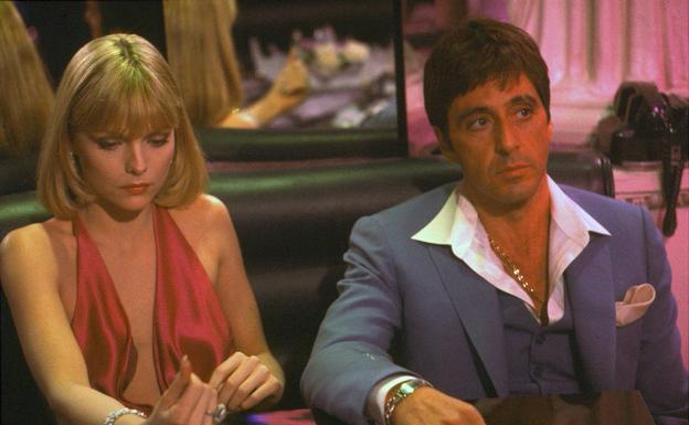 Michelle Pfeiffer y Al Pacino en 'El precio del poder' (1983). 
