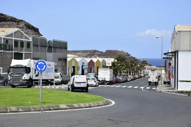 Nueva llegada Caramelo patrulla 350.000 euros para mejorar la accesibilidad y repavimentar las medianas en  El Sebadal | Canarias7