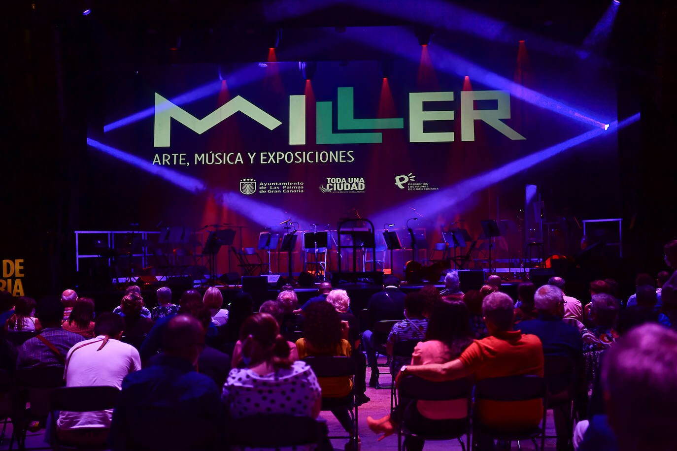 Imagen de un concierto de la orquesta sinfónica de Las Palmas que ofreció en la sala Miller. /Juan Carlos Alonso