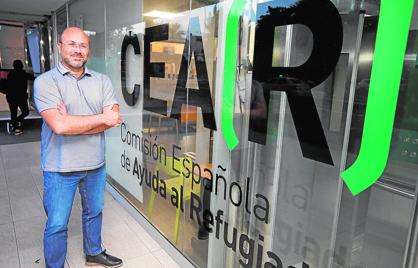 El responsable de CEAR en Canarias, Juan Carlos Lorenzo. /cober
