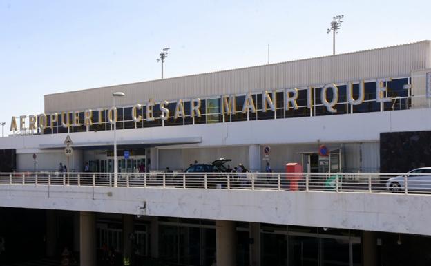 Aeropuerto de Lanzarote-César Manrique. /c7