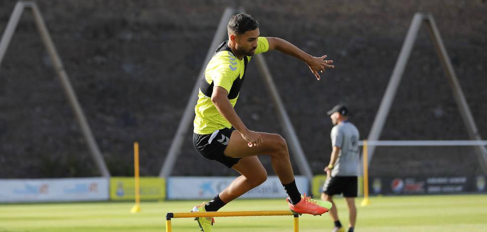 Crece la opción de Benito Ramírez como único lateral izquierdo - Vimarsana News