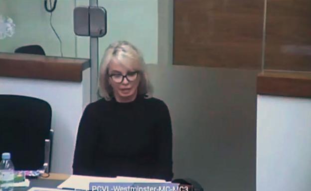 Corinna Larsen, en videoconferencia, durante el juicio en el Tribunal Superior de Justicia contra el ex comisario José Villarejo./EFE