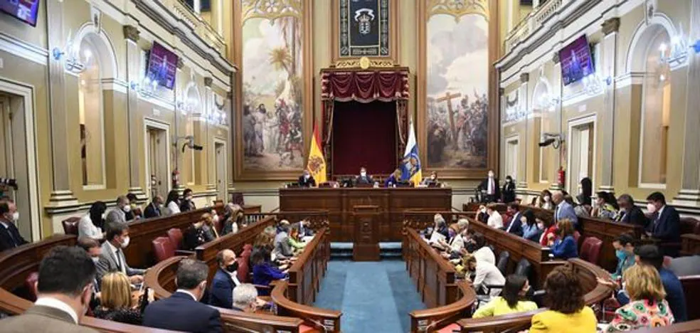 Direct: Second day of the Debate on the Nationality of the Canary Islands