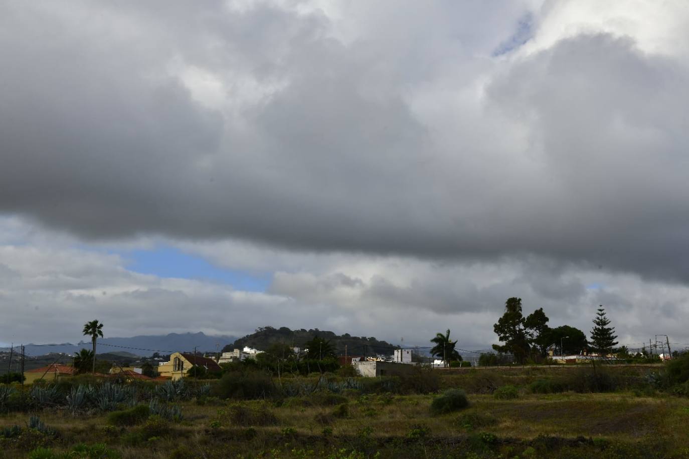 Fin de semana de viento y lluvia en Canarias