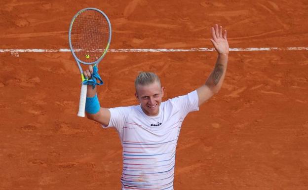 Alejandro Davidovich celebrates his victory against Goffin. / Valery HACHE / AFP