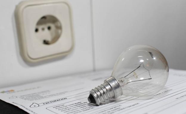 The INE analyzes how to include free electricity contracts to adjust inflation