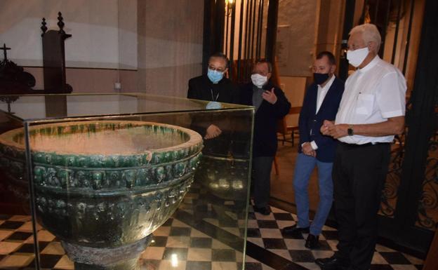 En octubre de 2020, Bernardito Auza realizó una primera visita al Templo de Santiago de los Caballeros. /C7