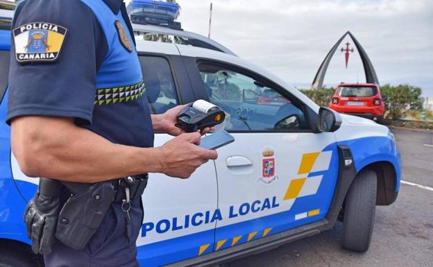 La Policía Local de Mogán detiene al presunto autor del conato de incendio de Veneguera