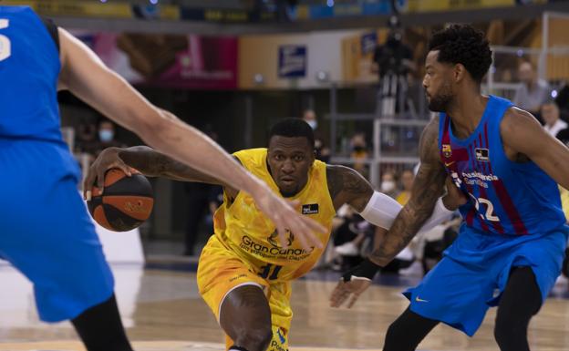 Dylan Ennis, in the match against Barça at the Gran Canaria Arena. 