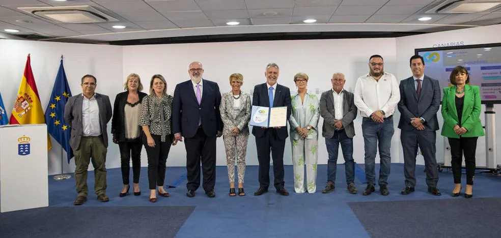The Government signs the Canarian Dual Vocational Training Strategy