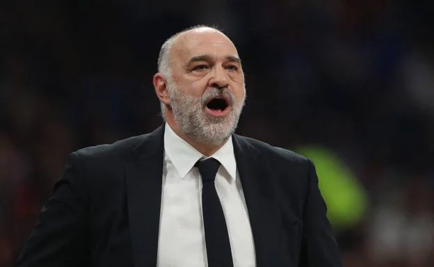 Pablo Laso, directing a party. 