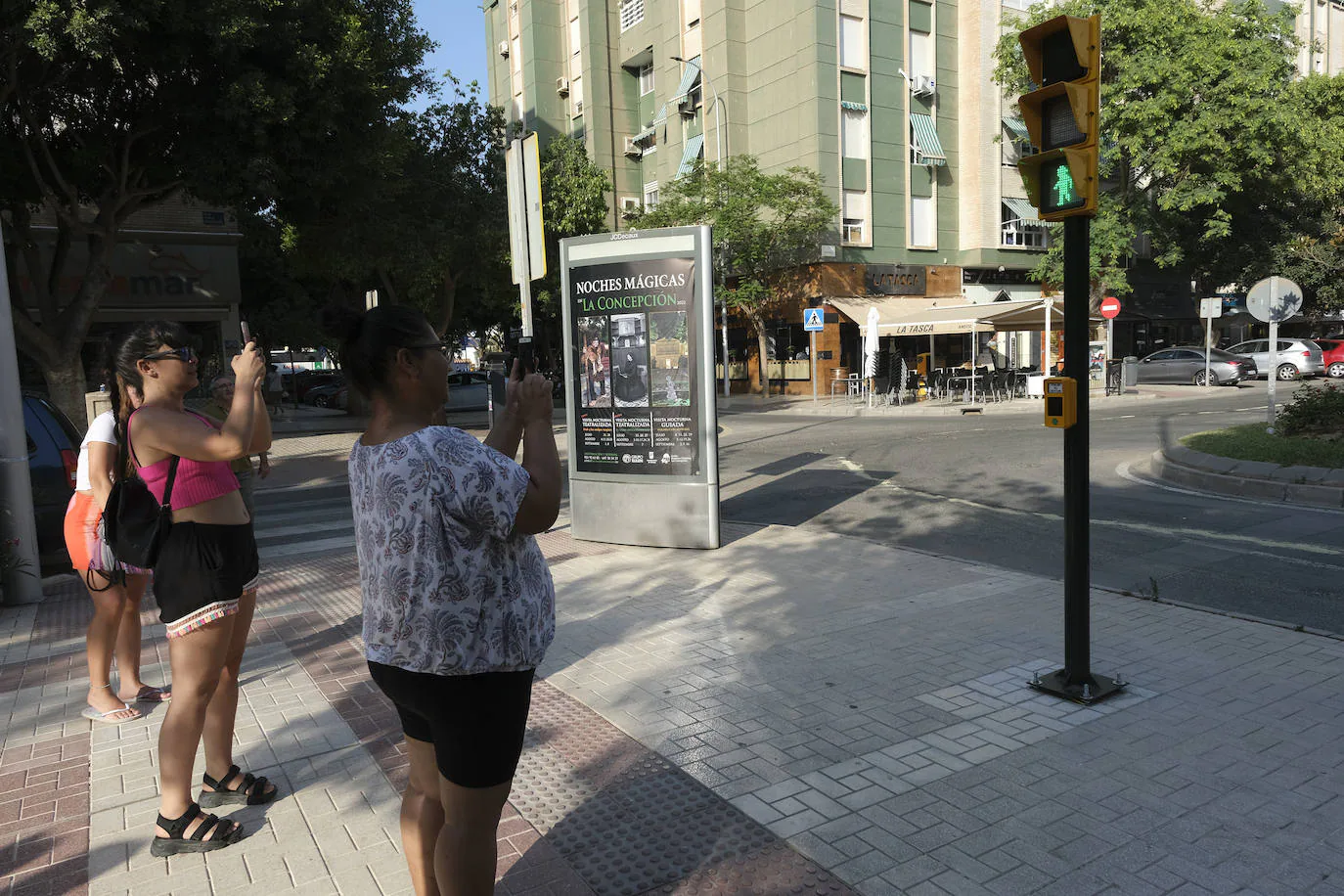 The traffic light in honor of Chiquito de la Calzada, on Tomás Echeverría street in Malaga