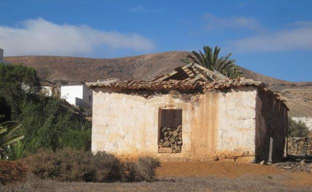 Casa situada en el barranco de Betancuria, muy cerca del convento de San Buenaventura. /A.P. El Efequén