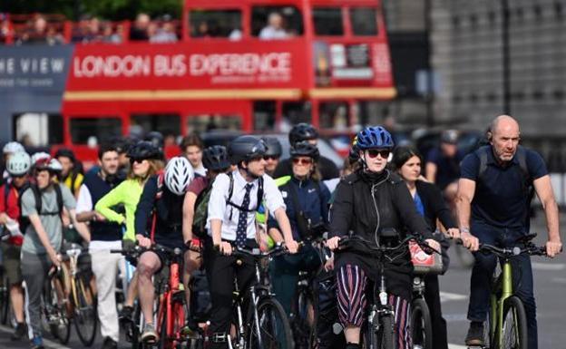 Muchos londinenses decidieron hacer uso de sus bicicletas para evitarse problemas en la última gran huelga de transporte, el pasado mes de junio. 