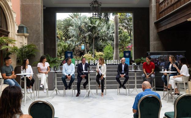The round table of the 10th Barceló Pádel Open in Santa Catalina. 
