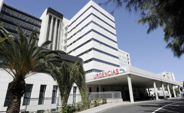 Fachada del Hospital Insular./