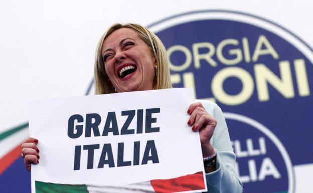 La ultraderecha de Meloni gana las elecciones en Italia: «Devolveré el orgullo de ondear la bandera nacional»