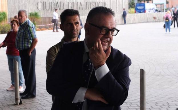 Conrado Domínguez, cuando fue a declarar ante el magistrado instructor de la causa. 