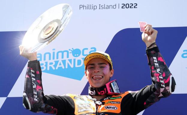 Alonso López celebra el triunfo en el GP de Australia. /Reuters