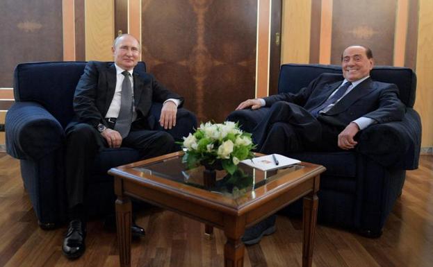 Silvio Berlusconi y Vladímir Putin, en una imagen de archivo./reuters