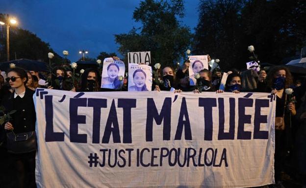 Protesta de la extrema derecha por el asesinato de Lola, este jueves en París. /afp