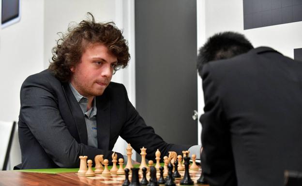 marxista erección Red de comunicacion Niemann lleva a los tribunales su lucha con Carlsen por el trono mundial  del ajedrez | Canarias7