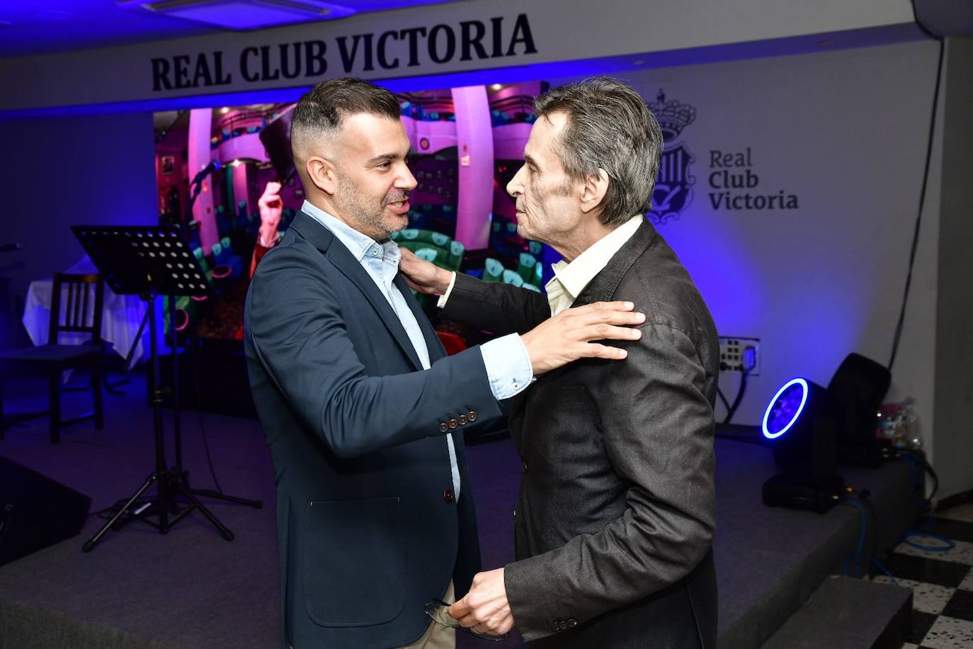 El Real Club Victoria rinde homenaje a Manolo Vieira