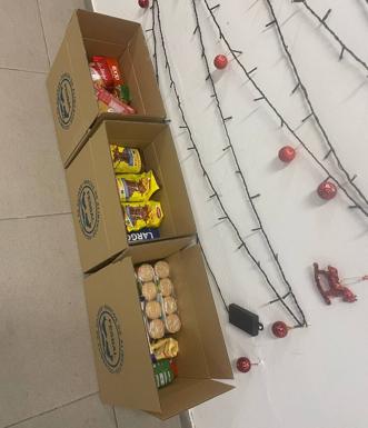 Se requieren alimentos no perecederos. 