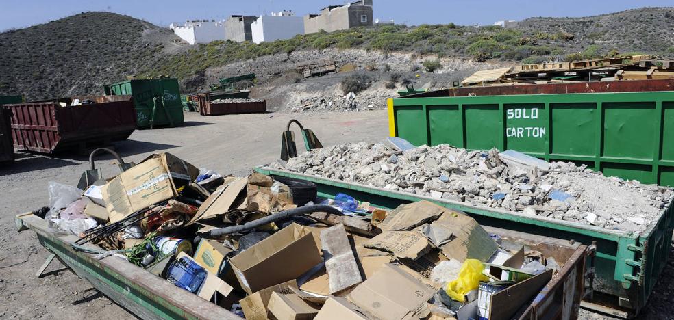 The mayors ask that the new waste rate be delayed three years