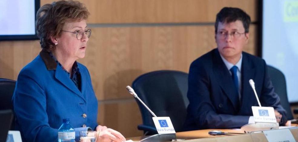 Europe reproaches Spain for the high bureaucracy that prevents more agility in the funds